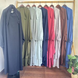 One Piece Amira Abaya